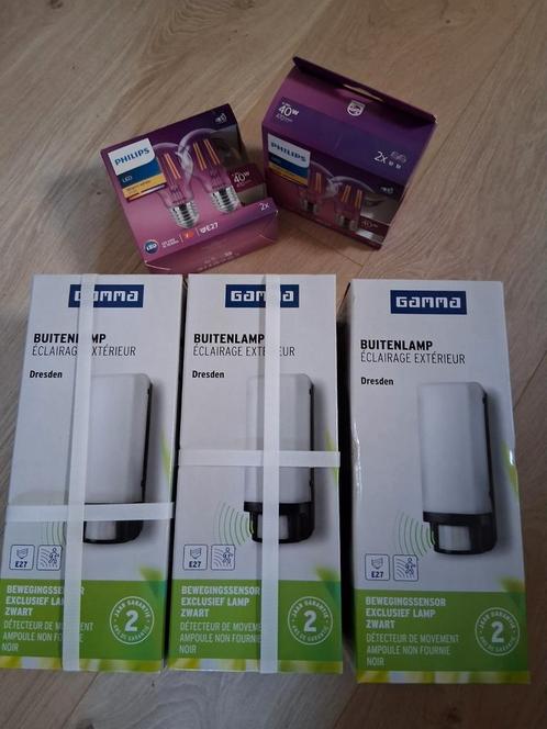 3x Nieuwe GAMMA Buitenlamp Dresden - Inclusief Philips Warm, Huis en Inrichting, Lampen | Losse lampen, Nieuw, Led-lamp, Ophalen of Verzenden