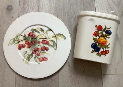 Vintage Emsa voorraadbus - Mepal schaal, Antiek en Kunst, Antiek | Keukenbenodigdheden, Ophalen of Verzenden