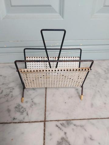 Vintage brievenhouder Pilastro beschikbaar voor biedingen