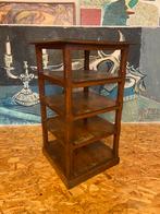 Oud eikenhouten plankenkastje., Ophalen of Verzenden