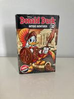 Donald Duck thema pocket 32 Antieke Avonturen, Gelezen, Donald Duck, Ophalen of Verzenden, Eén stripboek