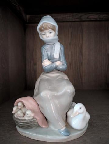  LLadro beeld hoofd kuikentje gelijmd beschikbaar voor biedingen
