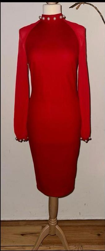 Rode bodycon jurk met pareldetail – maat M (EU 38), Kleding | Dames, Jurken, Zo goed als nieuw, Maat 38/40 (M), Rood, Onder de knie