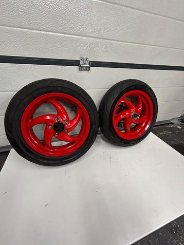 Gilera runner velgenset 50cc dd beschikbaar voor biedingen
