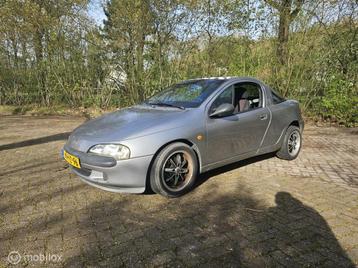 Opel Tigra 1.4i-16V Optic weinig km met nap! Lange apk!