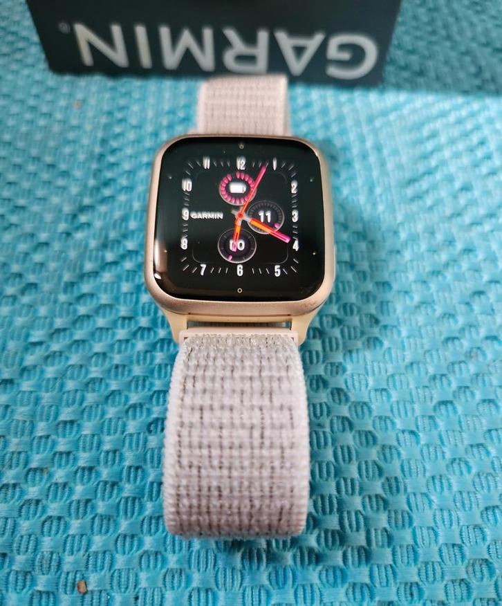 Garmin venu sq, goed onderhouden, Sieraden, Tassen en Uiterlijk, Sporthorloges, Gebruikt, Android, Zilver, Afstand, Calorieverbanding