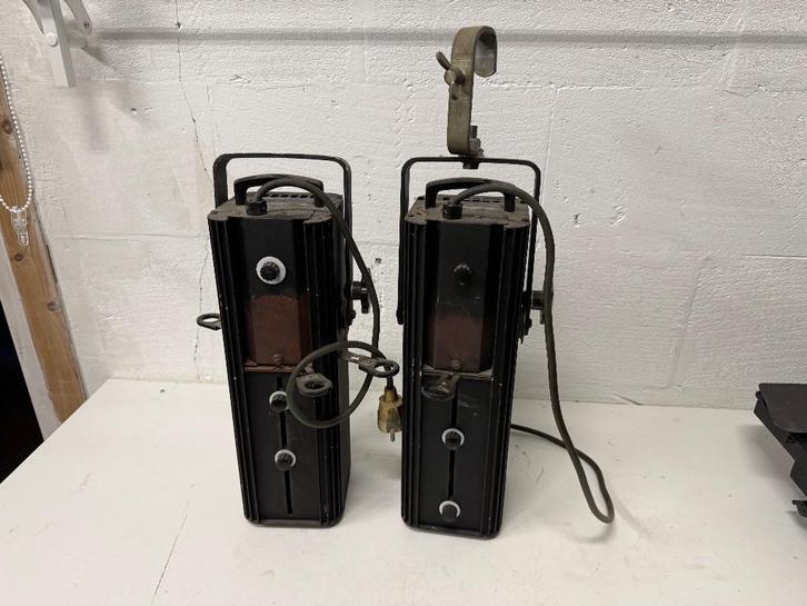 2x CCT Minuette Profile theater spot, Muziek en Instrumenten, Theaterbelichting, Gebruikt, Ophalen of Verzenden