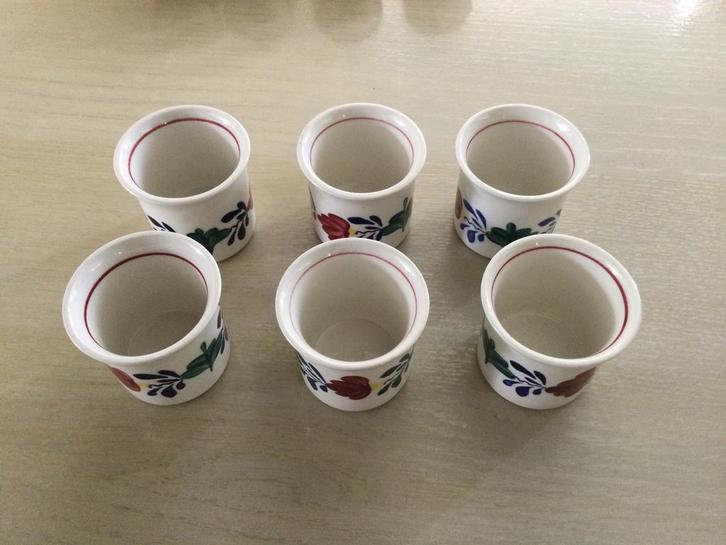 Boerenbont 6 eierdopjes in nieuwstaat, Huis en Inrichting, Keuken | Servies, Nieuw, Overige typen, Boerenbont, Aardewerk, Ophalen of Verzenden