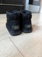 Ugg uggs zwart maat 24, Gebruikt, UGG, Verzenden, Jongen of Meisje