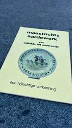 Maastrichts aardewerk van asbakje tot zoutvaatje, Ophalen of Verzenden, Zo goed als nieuw