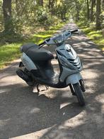 Zip 2000 Piaggio 50cc 4takt, Ophalen of Verzenden, Zo goed als nieuw, Koplamp