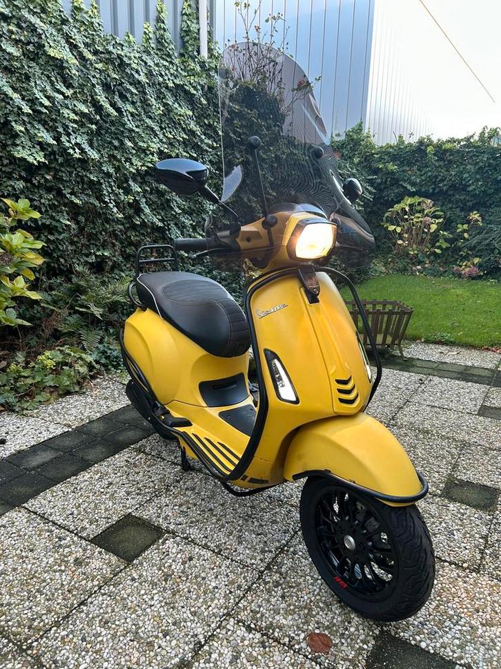 Vespa Sprint Brom 2017, Fietsen en Brommers, Scooters | Vespa, Zo goed als nieuw, Overige modellen, Maximaal 45 km/u, Benzine