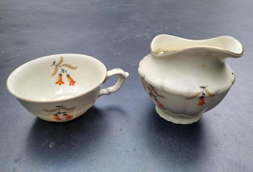 Gezocht: Roomkannetje (of compleet identiek servies), Antiek en Kunst, Antiek | Servies los, Ophalen of Verzenden
