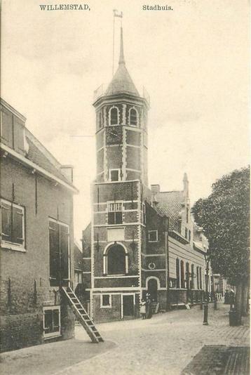 (379-230-003) Willemstad Stadhuis beschikbaar voor biedingen