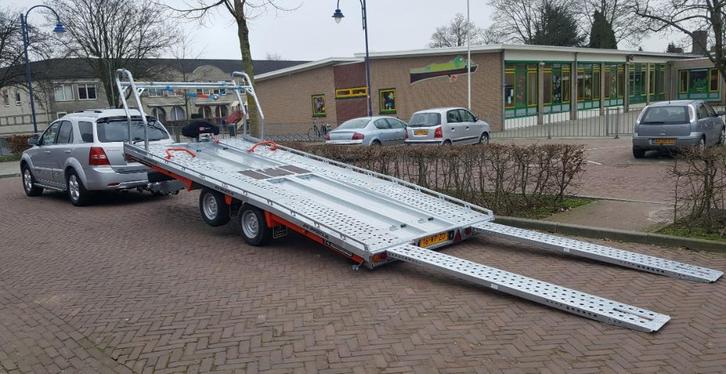 Autotransport Motortransport Verlaagd gespecialiseerd, Diensten en Vakmensen, Verhuur | Auto en Motor, Aanhangwagen, Personenauto