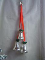 Tros met 3 zilveren kerstklokken vintage, Diversen, Kerst, Ophalen of Verzenden, Gebruikt