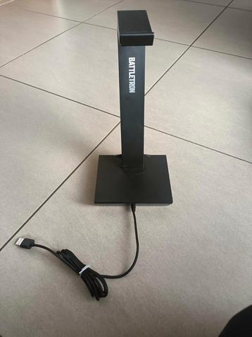 Headset houder / koptelefoon standaard met Led licht. beschikbaar voor biedingen