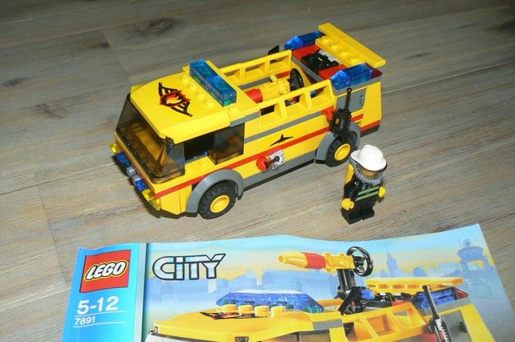 Te koop: Lego City 49 stuks met boekjes, Kinderen en Baby's, Speelgoed | Duplo en Lego, Gebruikt, Lego, Ophalen of Verzenden
