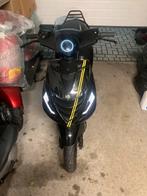 zip 2000 2takt 70cc h2o uitgevoerd, Fietsen en Brommers, Scooters | Piaggio, Ophalen of Verzenden, Zo goed als nieuw, Tweetakt