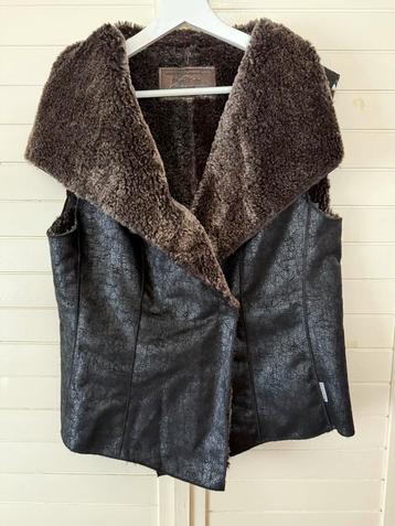 Marc Cain Mouwloos Jasje - Nieuwstaat! beschikbaar voor biedingen