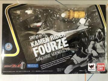 Power Rangers / Kamen Rider -- Figuarts Machine Massigler beschikbaar voor biedingen