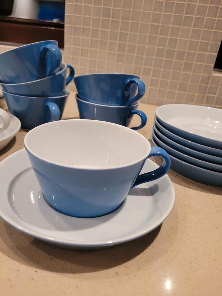 Arzberg Tric kopjes blauw en wit, Huis en Inrichting, Keuken | Servies, Zo goed als nieuw, Kop(pen) en/of Schotel(s), Overige stijlen