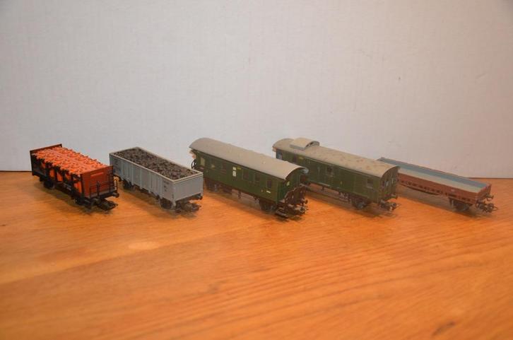 Marklin 5x wagon 4002 - 4003 - 4606 - 4638 - 4657, Hobby en Vrije tijd, Modeltreinen | H0, Gebruikt, Wagon, Wisselstroom, Märklin