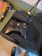 Xbox 360E new slim 250GB, Spelcomputers en Games, Spelcomputers | Xbox 360, Ophalen, Gebruikt, 360 E, Met 1 controller