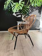 Rohe noordwolde rotan stoel - vintage stoel, Huis en Inrichting, Stoelen, Ophalen, Gebruikt, Bruin, Riet of Rotan
