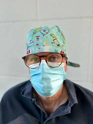 Ok -operatie- muts , diverse ontwerpen veterinair beschikbaar voor biedingen