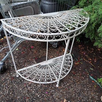 Brocante sitetable  beschikbaar voor biedingen