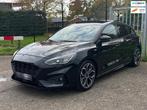 Ford Focus 1.0 EcoBoost ST Line Panodak LED Camera MEGA VOL!, 125 pk, Gebruikt, Euro 6, Zwart