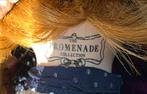 porseleinen pop, deel van 'The Promenade Collection', Verzamelen, Poppen, Ophalen of Verzenden, Gebruikt, Pop