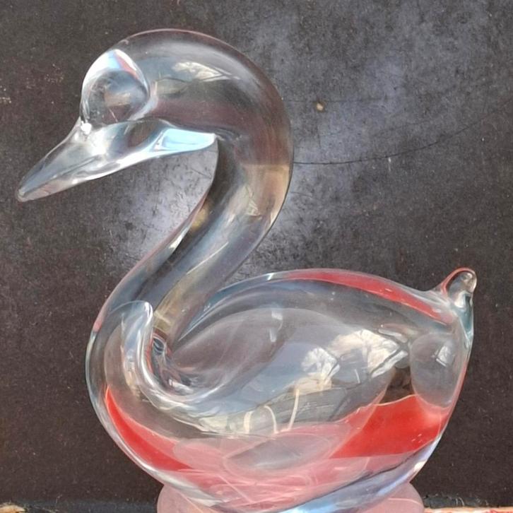 Zwaan . Kristal.  11 cm., Verzamelen, Dierenverzamelingen, Zo goed als nieuw, Beeldje of Figuurtje, Vogel, Ophalen