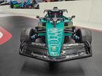 Formule 1 Aston Martin raceauto - 24 volt - leren zit - RC, Ophalen of Verzenden, Nieuw, Afstandsbediening
