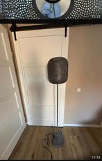 Staande lamp, Huis en Inrichting, Lampen | Vloerlampen, Ophalen of Verzenden, Zo goed als nieuw, Metaal, 150 tot 200 cm