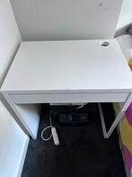 Klein Micke Bureau van Ikea, Huis en Inrichting, Bureaus, Ophalen, Gebruikt, Bureau