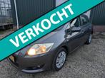 Toyota Auris 1.4-16V Sol airco 5 deurs apk, Voorwielaandrijving, 450 kg, Gebruikt, 4 cilinders