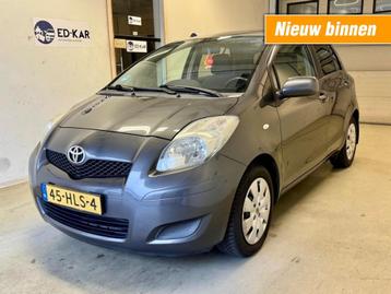Toyota YARIS 1.3 VVTi Aspiration 101PK AIRCO NAVI RIJDT GOED beschikbaar voor biedingen