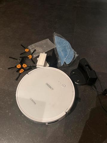 Defecte Deebot Robotstofzuiger + Accessoires beschikbaar voor biedingen