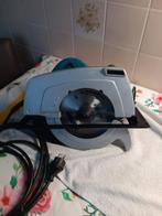 Makita, zware cirkelzaag machine, oph in prima staat, Doe-het-zelf en Verbouw, Ophalen, Zo goed als nieuw, 1200 watt of meer, Bandschuurmachine