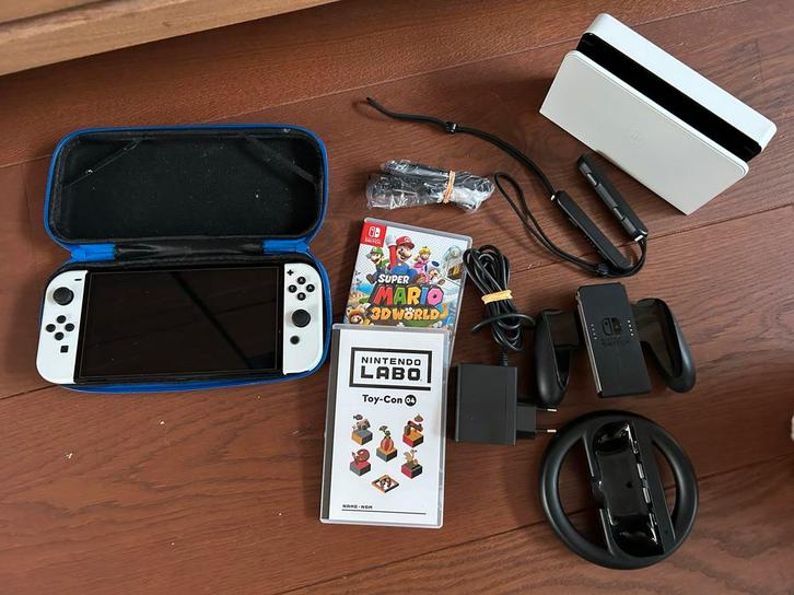 Nintendo Switch OLED - Zo goed als nieuw!, Spelcomputers en Games, Games | Nintendo Switch, Zo goed als nieuw, Avontuur en Actie