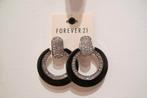 Black clear stone earrings (Forever 21), Overige materialen, Hangers, Zwart, Nieuw