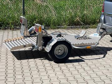 Airtrailer mono van aluminium en RVS met COC verklaring beschikbaar voor biedingen