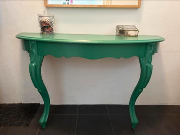 Refurbished ;) stevige side table beschikbaar voor biedingen