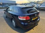 Toyota Avensis Wagon 1.8 VVTi AUTOMAAT CRUISE CAMERA SUPER O, 15 km/l, 4 cilinders, Blauw, Origineel Nederlands