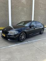 Full Option BMW M550i xDrive Panorama Massage Head Up ACC, Auto's, BMW, Automaat, Gebruikt, 4395 cc, 109 €/maand