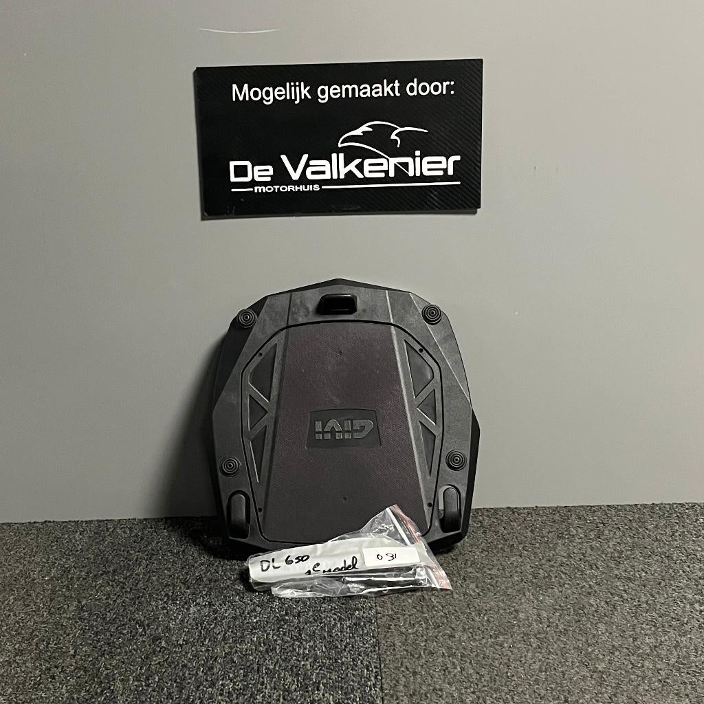GIVI topkofferplaat DL650 1e model, Motoren, Accessoires | Koffers en Tassen, Ophalen of Verzenden, Zo goed als nieuw