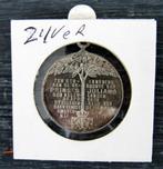 zilveren penning / hanger juliana, Postzegels en Munten, Penningen en Medailles, Nederland, Ophalen of Verzenden, Zilver