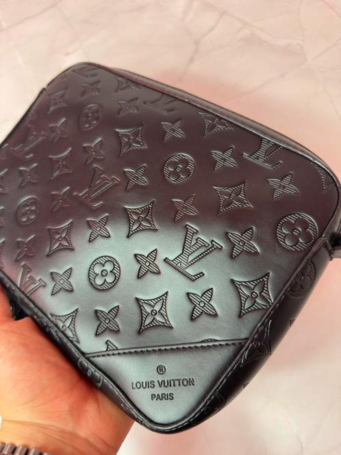 Louis Vuitton Tas Monogram, Sieraden, Tassen en Uiterlijk, Tassen | Damestassen, Nieuw, Schoudertasje, Zwart, Ophalen of Verzenden